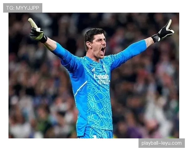 库尔图瓦联手安切洛蒂筑牢皇马防线,战术体系展现稳健成效 库尔图瓦联手安切洛蒂筑牢皇马防线,战术体系展现稳健成效