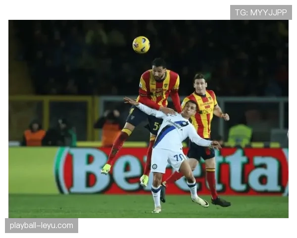 莱切状态回暖，顽强逆转夺下关键三分