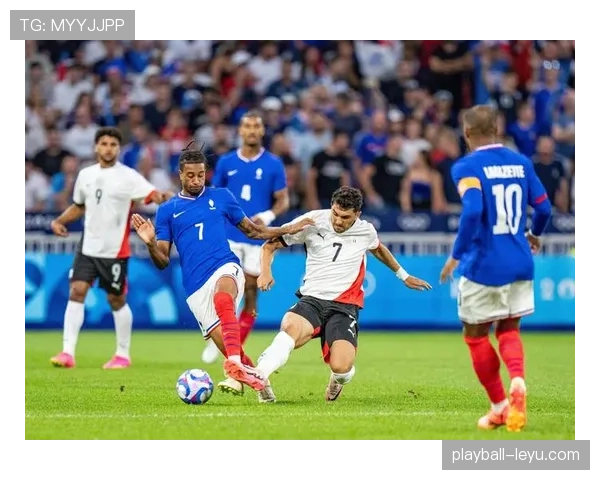 规则拆解型：足球比赛最少需要多少人？规则如何界定“无法继续比赛”？